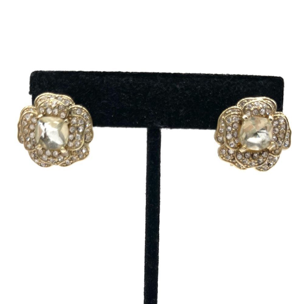 Flower Crystal & Rhinestone Stud Earrings - Picture 2 of 2